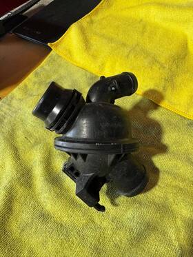 11538671514 Mahle Behr Tm42103 Thermostat Bmw 640i Gran Coupe Xdrive