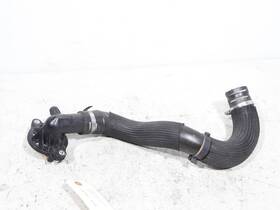 323056 Maserati 2017-2020 Levante Thermostat Housing With Hose Pipe Oem 69k