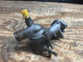 Mazda B61p-15-170 1990-1993 Miata Mx5 Na6 1.6l Thermostat Housing / Water Neck Assembly