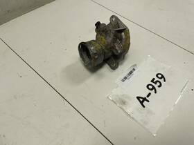 348.mb1q11 Mercedes-benz 2011 S550 Coolant Thermostat Housing Oem