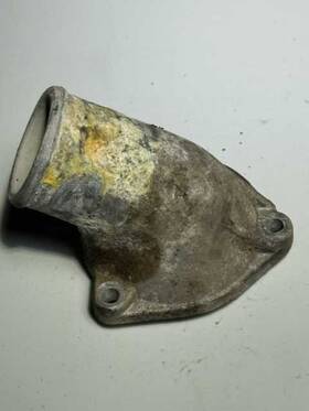A1172000030 Mercedes-benz Engine Coolant Thermostat Housing Genuine