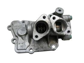 A1371800534 Mercedes-benz Cl600 S600 W220 W215 Engine Motor Oil Filter Cooler Housing Bracket
