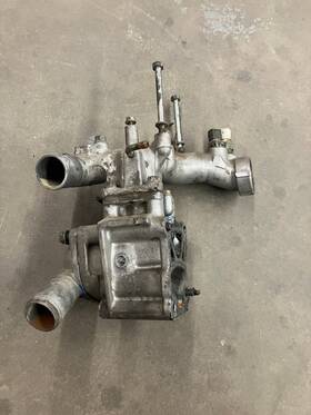 Md302949 Mitsubishi 1994-1996 Montero Gen2 3.5l Dohc - Thermostat Housing Assembly Used