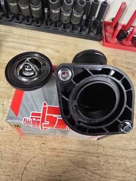 Motorad 5589ktus Thermostat Kit Dodge Dakota 4.7