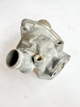 11061-02p01 Nissan Oem 300zx Thermostat Housing 87-89 Z31
