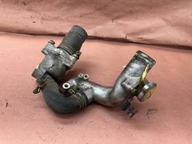 1106102p00 Nissan 300zx 3.0l Engine Coolant Thermostat Housing Oem #86154