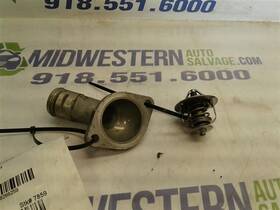 348.da1k13 Nissan Altima 2013 Thermostat Housing 8268259 348.da1k13 Nissan Altima 2013 Thermostat Housing 8268259