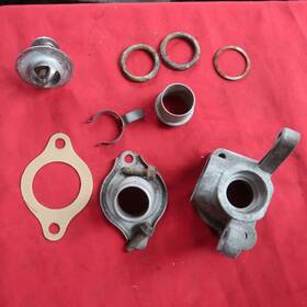 1620610 Oem 1982 1983 1984 1985 Cadillac Coupe Dev4.1 Lower Thermosthat Housing Everything