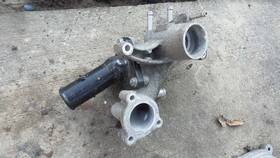 Oem 348.to1506 Upper And Lower Complete Thermostat Housing Fits 14 4 Runner 4.0l 140588