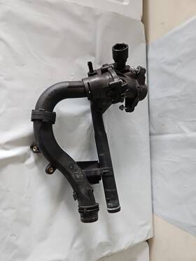 A2742000715 Oem Gates For Mercedes Glc300 Slk300 Coolant Thermostat Housing Assembly