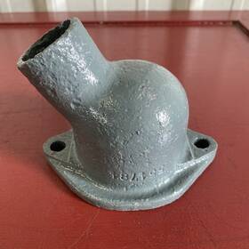 Oldsmobile 554784 1939 1940 41 42 1946 1947 1948 6cyl 8cyl Water Outlet Housing