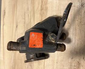 914082 Omc Cobra Sterndrive Thermostat Housing