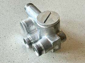 911.107.163.01 Porsche 911 Oil Thermostat - Excellent Condition