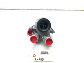 946.106.360 Porsche 2015-2018 Macan Gts 3.0l Thermostat Housing Oem