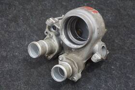 94610618031 Porsche Thermostat Cooling Housing Assembly Oem Macan 95b 15-18