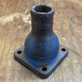 529412 Studebaker 259 289 V8 Thermostat Housing Rough Condition