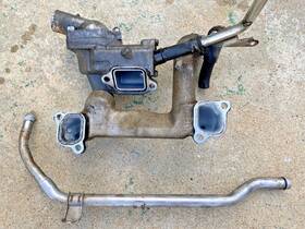 16321-50020 Toyota Land Cruiser 4runner Tundra Thermostat Inlet Housing Bypass 2uz-fe V8