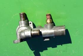 16323-15030 Toyota Corolla 84-88 Coolant Thermostat Water Inlet Housing Oem Fx 16323-15030 Toyota Corolla 84-88 Coolant Thermostat Water Inlet Housing Oem Fx
