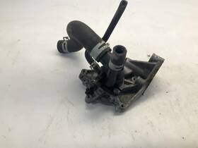 348.to1n12 Toyota 12 2012 Prius C 1.5 Fwd At Engine Coolant Thermostat Housing Oem B
