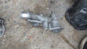 348.to1o08 Toyota Thermostat Housing Coolant Pipe Fits Avalon 2008