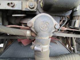 835-565 Triumph Tr6 Thermostat Housing With Leyland Emblem Rare 1972-1976