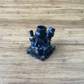 32263962 Volvo 2022-2025 S60 2.0l Engine Coolant Thermostat Housing 10k Miles Oem 32263962 Volvo 2022-2025 S60 2.0l Engine Coolant Thermostat Housing 10k Miles Oem