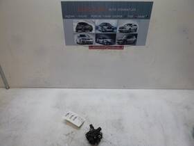 348.vo1i06 Volvo S40 2006 Thermostat Housing 20167 348.vo1i06 Volvo S40 2006 Thermostat Housing 20167