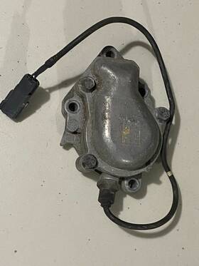 8636778 Volvo Xc90 S80 Coolant Antifreeze Cooling Thermostat Hosing Cover Water T-stat