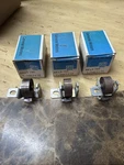 Nos Choke Thermostat 3957410 1969-70 Chevrolet 1/2 Ton & Trucks. Fixed Price $25.00.