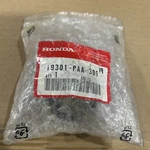 Oem Thermostat Assembly 19301-PAA-306 For Honda Civic Accord Acura Integra. Fixed Price $17.00.